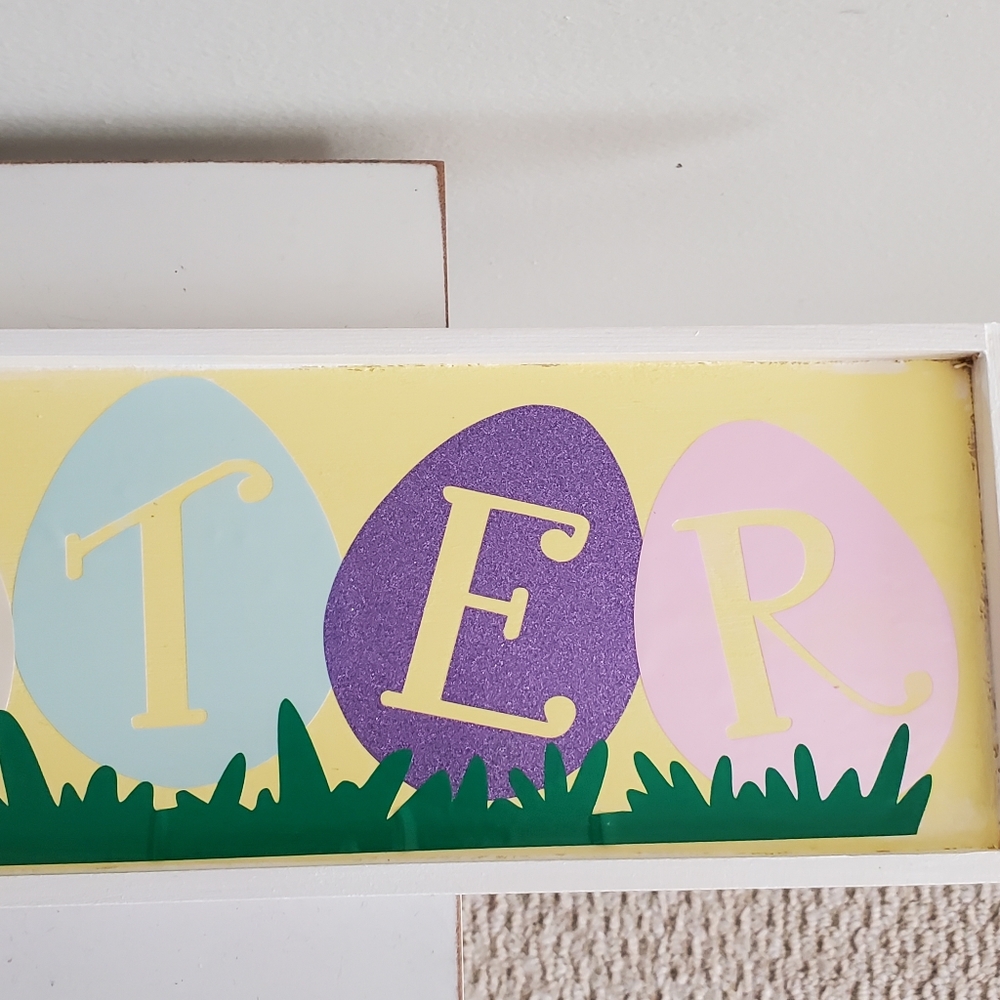 Easter Eggs Sign - Picture 5 of 5